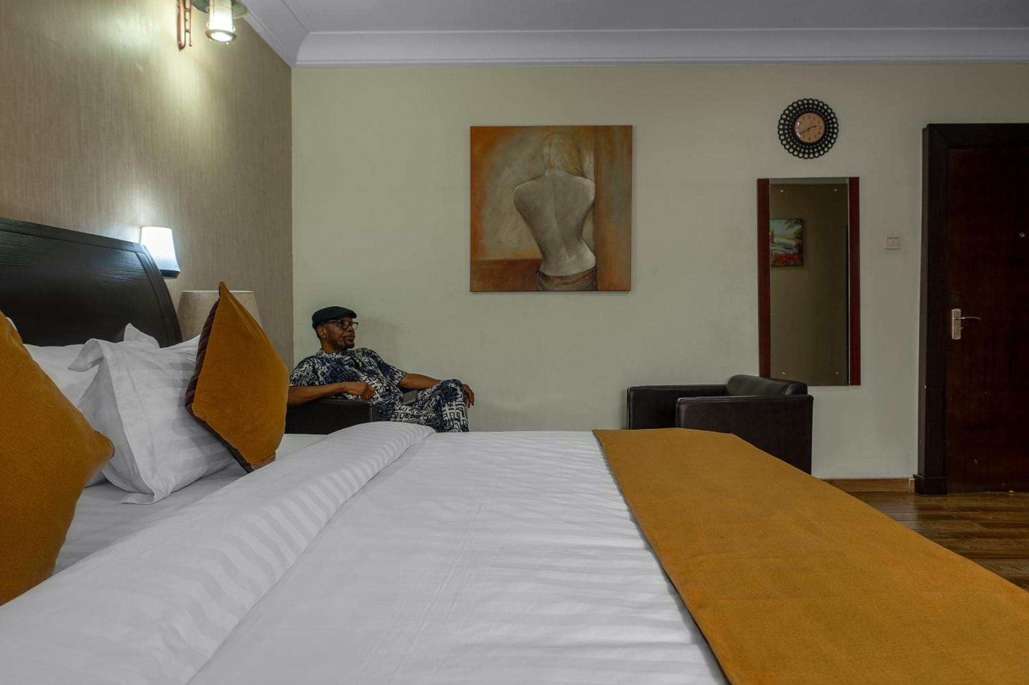 Anabel Apartment And Suites, Abuja Exterior photo